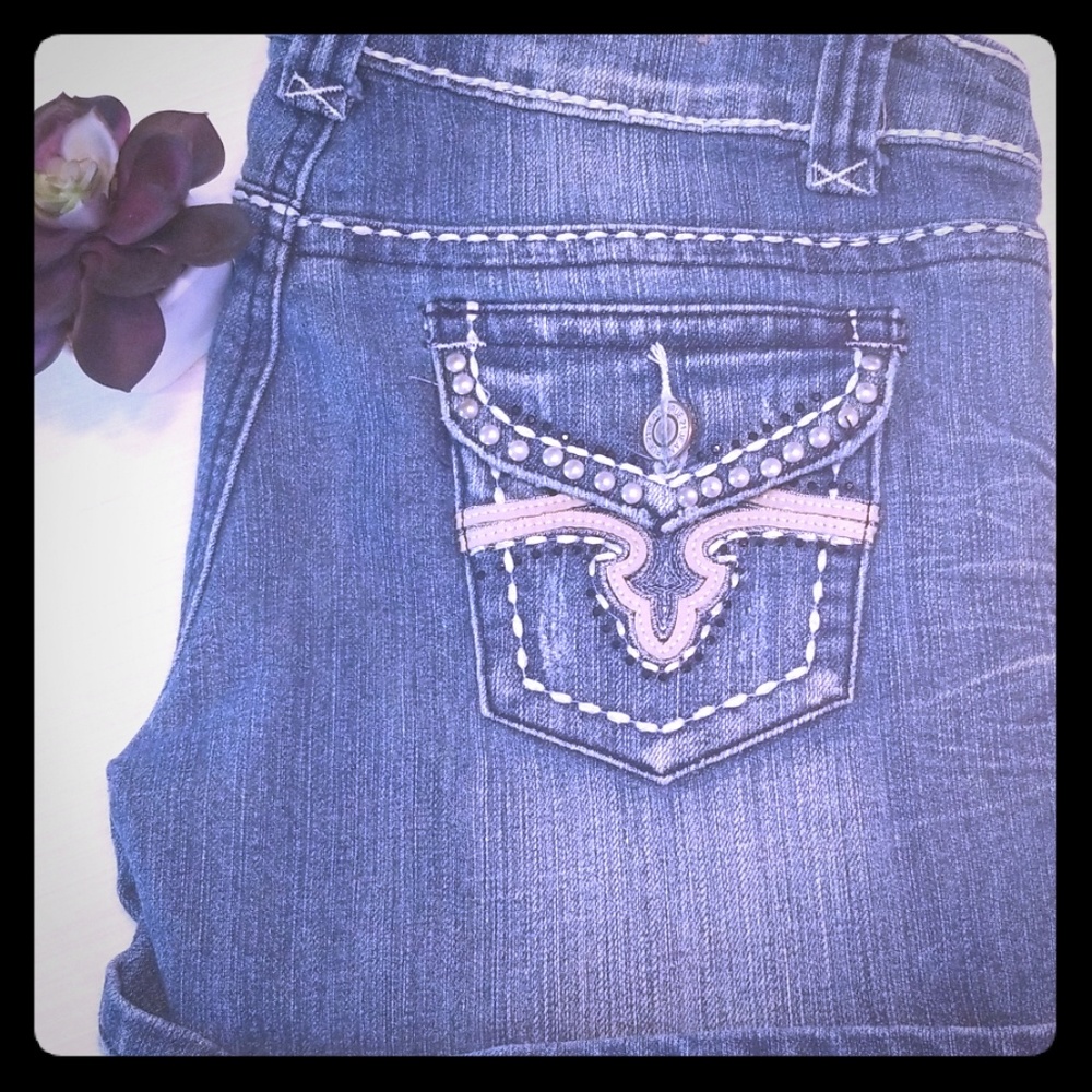 RUE 21 🌼 jean shorts size 1/2